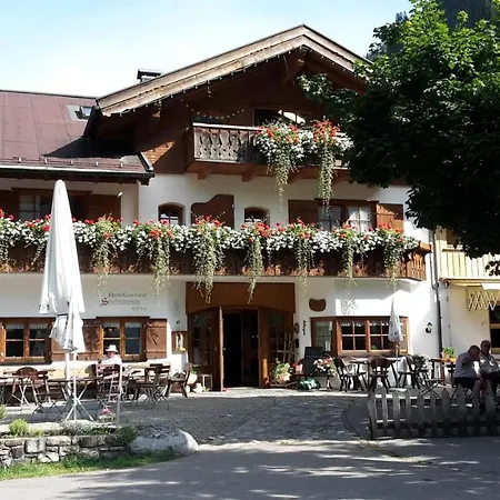 Hotel Ferienparadies Spielmannsau 3*